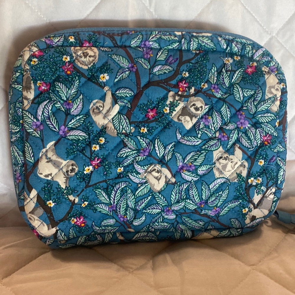 Vera Bradley Cord Organizer SLOTH print New with Tags